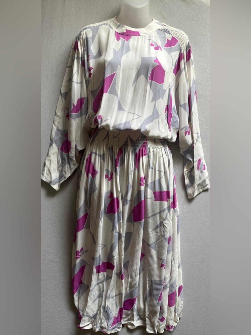 Vintage Tom D'Auria Abstract Smocked Rayon Midi Dress 9/10
